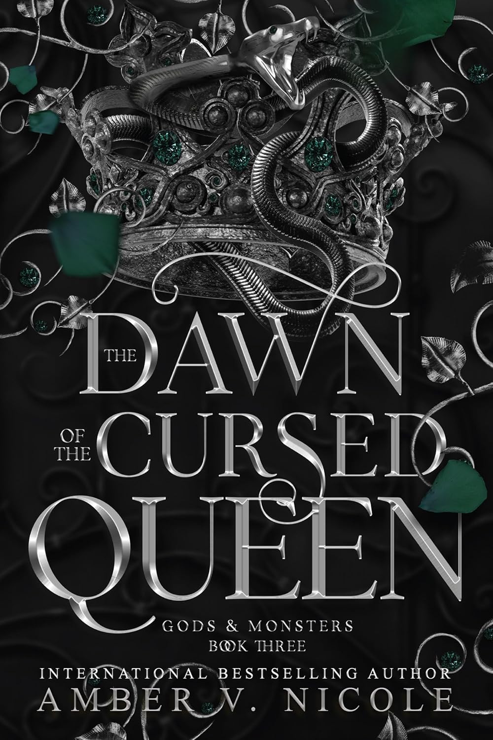 The Dawn of the Cursed Queen - Amber V. Nicole