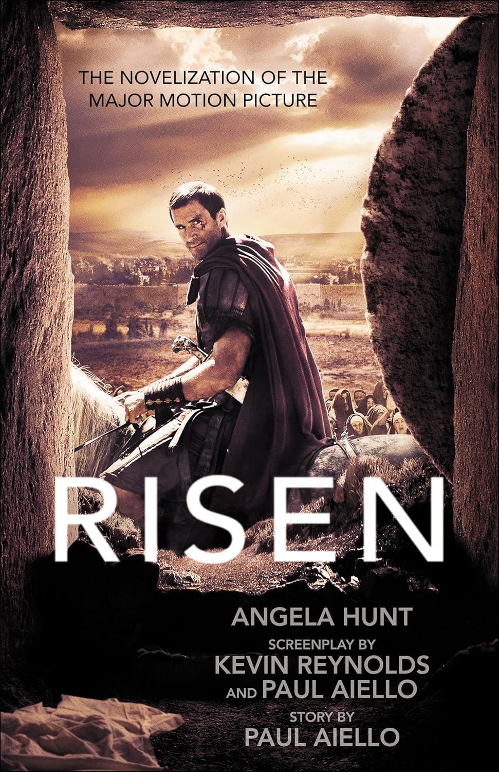 Risen - Angela Hunt (Pre-Loved)